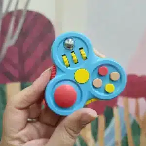 Fidget antiestrés; triangulo